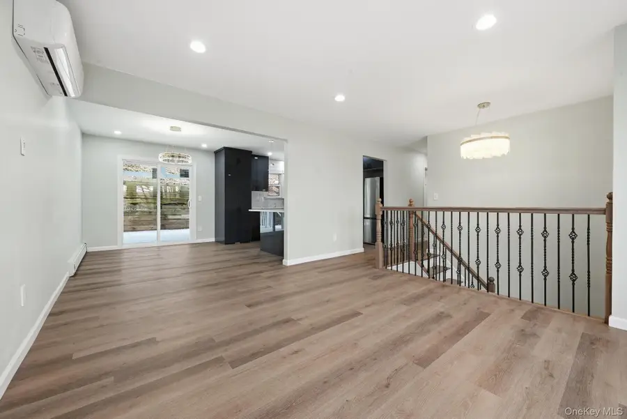 9 Harmony Lane, Glen Cove, NY 11542 - #2