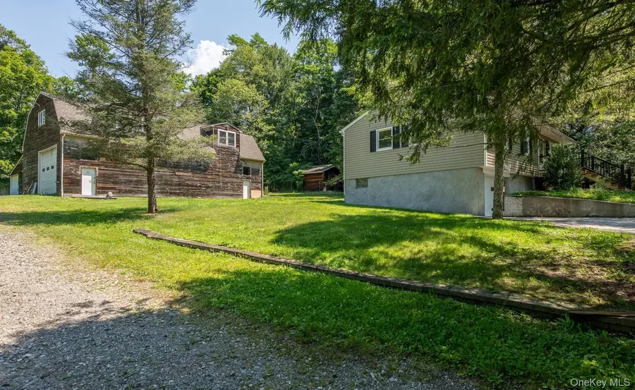 676-678 Oak Summit Road, Millbrook, NY 12545 - #3