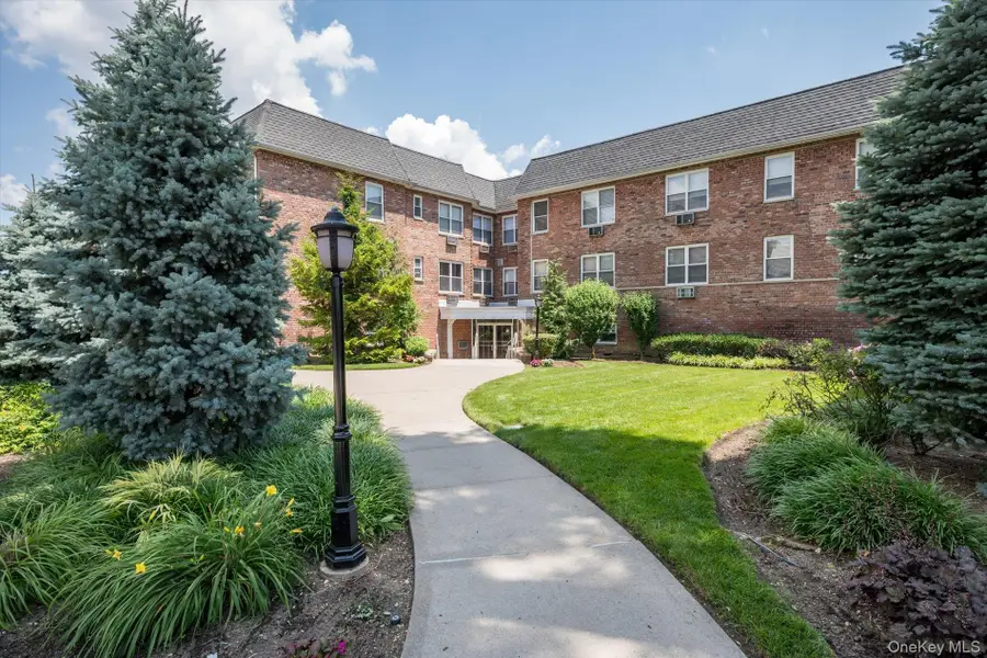 2 Fowler Avenue #201, Lynbrook, NY 11563 - #2