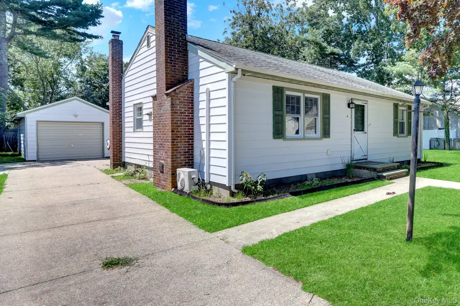 100 Lincoln Drive, Mastic Beach, NY 11951 - #2