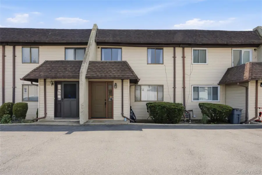 88 E Valley Stream Boulevard #6, Valley Stream, NY 11580 - #2