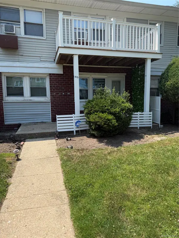 7A Hemlock Drive #65, Bay Shore, NY 11706