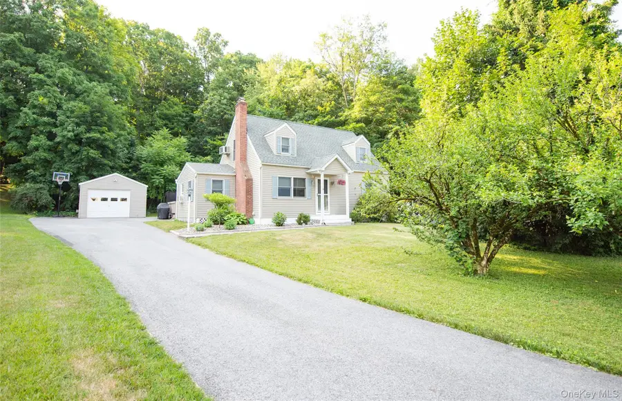 8 Stanley Street, Poughkeepsie, NY 12603 - #2