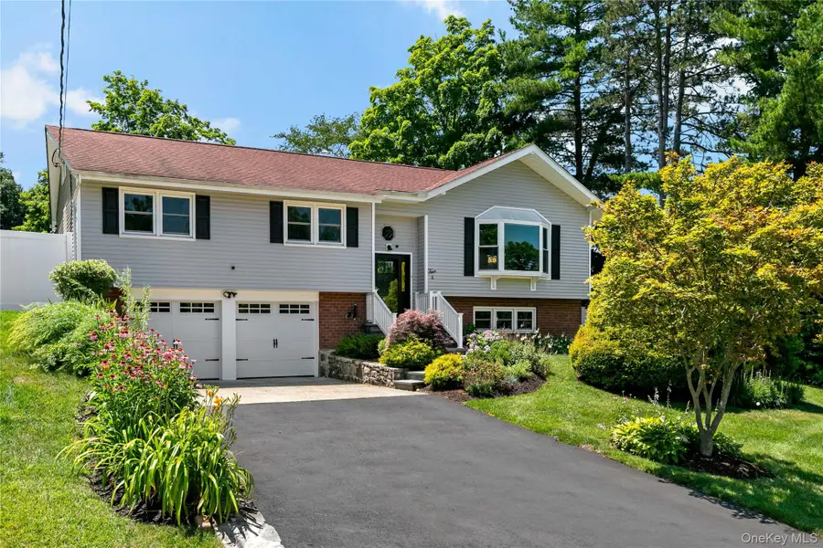 4 Cooper Drive, Ossining, NY 10562 - #2