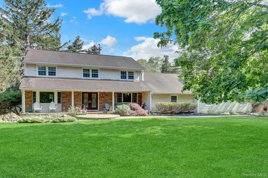 15 Stillwater Road, Saint James, NY 11780 - #2