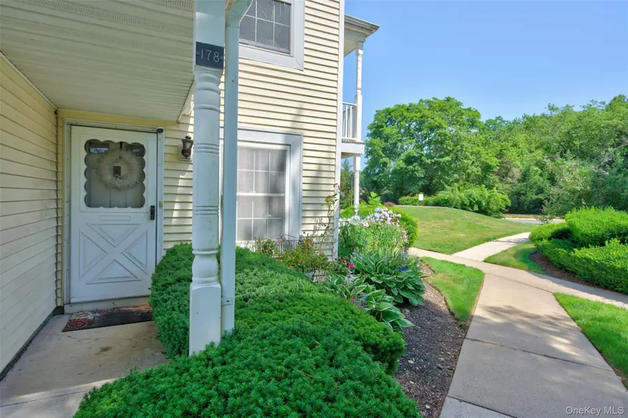 178 Fairview Circle, Middle Island, NY 11953 - #2