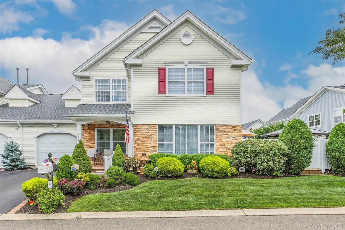 84 Kate Circle, Middle Island, NY 11953 - #1