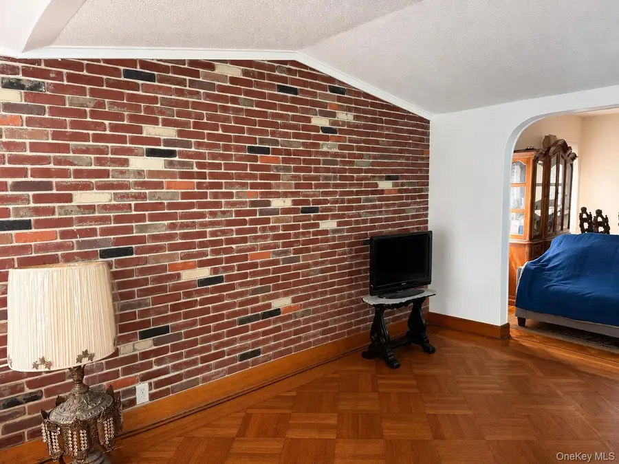 135-18 Francis Lewis Boulevard, Springfield Gardens, NY 11413 - #3