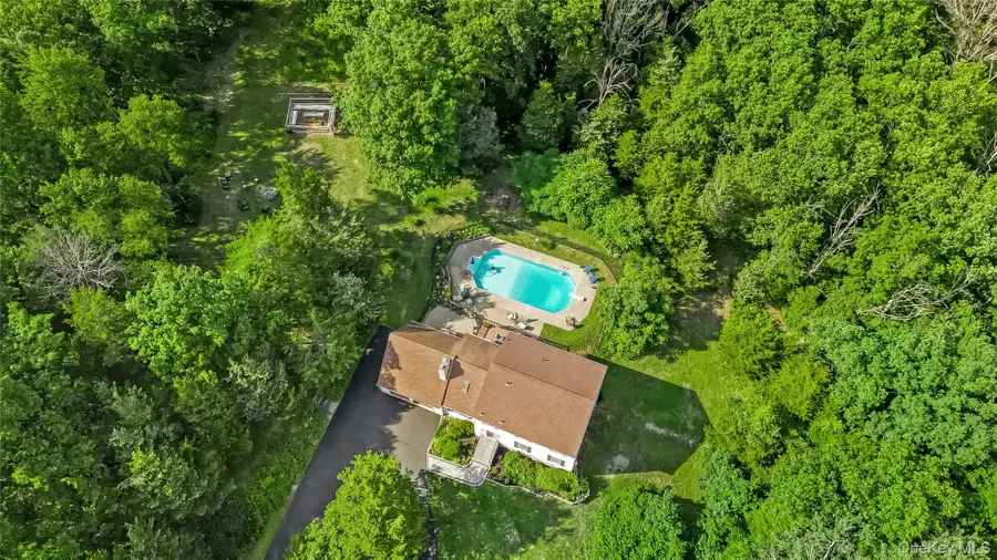 185 Rombout Road, Pleasant Valley, NY 12569 - #3