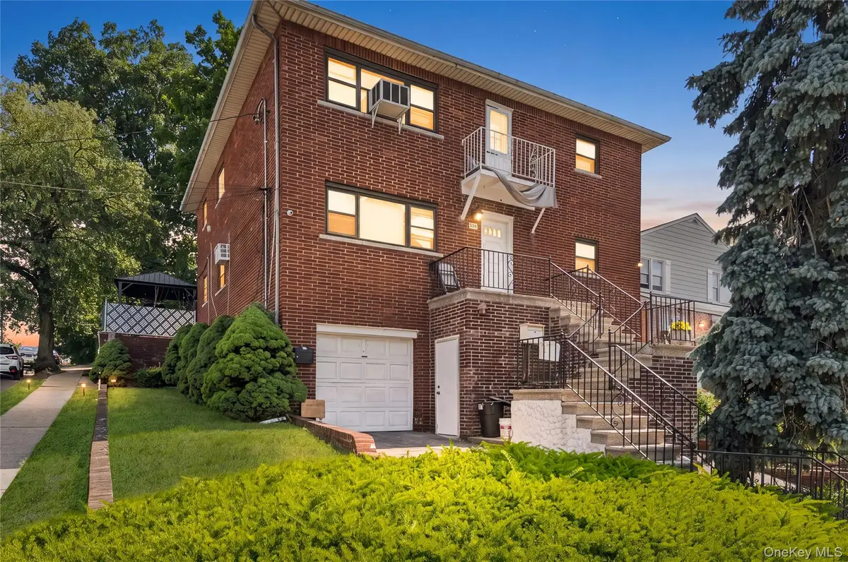 109 Wakefield Avenue, Yonkers, NY 10704 - #1