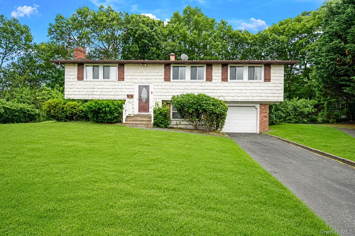 10 Arrowhead Court, South Setauket, NY 11720 - #1