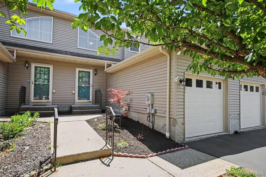 101 Elmcrest Drive, Fishkill, NY 12524 - #1