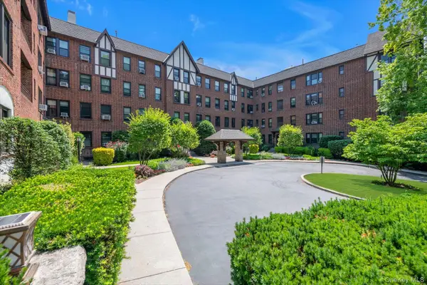 240 Bronxville Road #C1, Bronxville, NY 10708