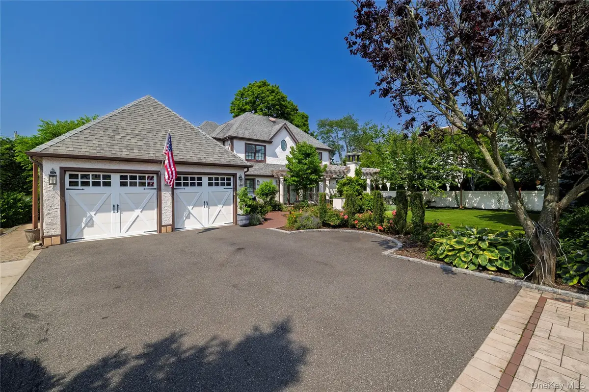 7 Yorkshire Road, Rockville Centre, NY 11570 - #1
