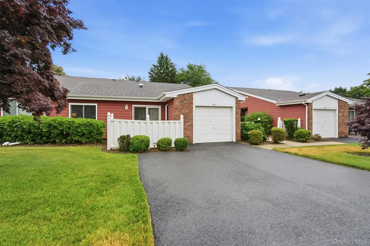 606 Flair Court W, Saint James, NY 11780 - #1
