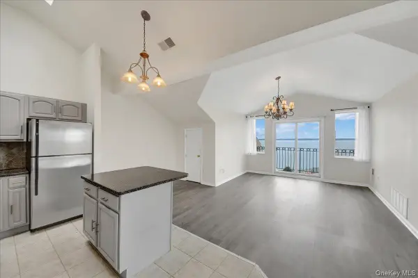 1424 Outlook Avenue #3, Bronx, NY 10465