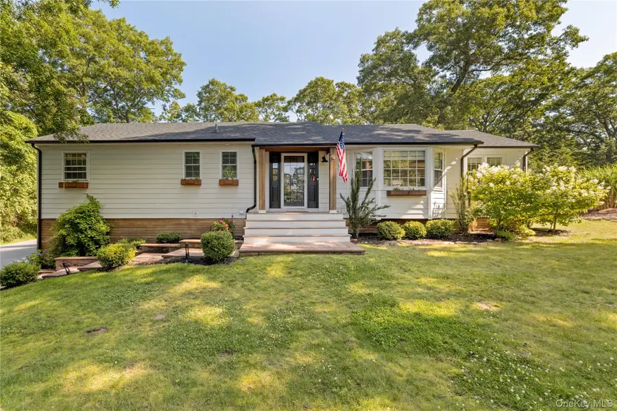 3 Russell Drive, Wading River, NY 11792 - #2