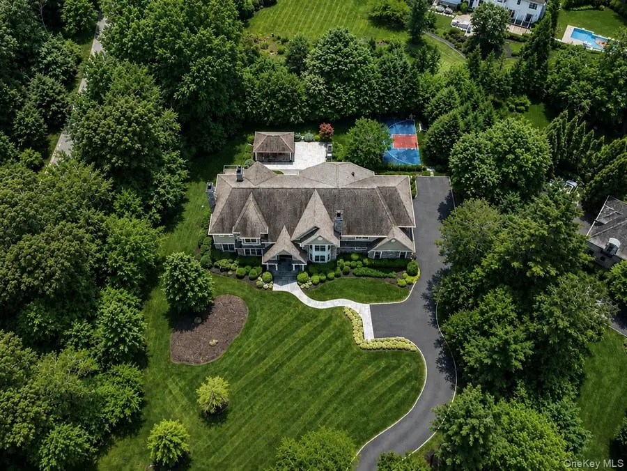 1 Bromley Court, Muttontown, NY 11791 - #3