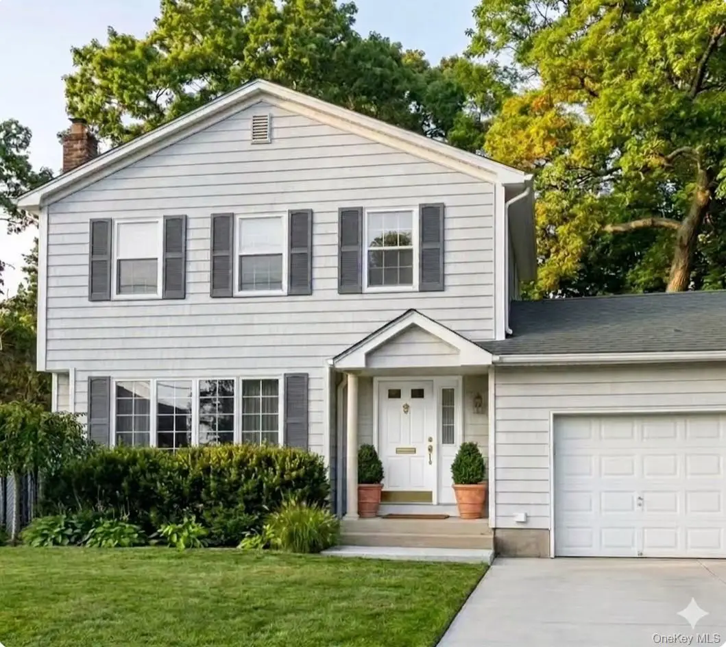 269 W Pulaski Road, Huntington Station, NY 11746 - #1