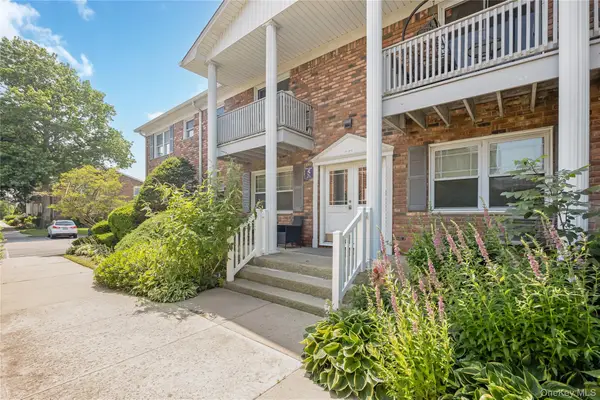 68 Fairharbor Drive #68, Patchogue, NY 11772