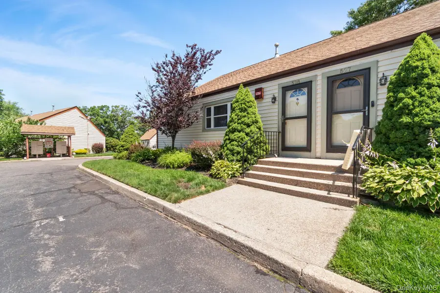 528 Lake Court #528, Middle Island, NY 11953 - #2