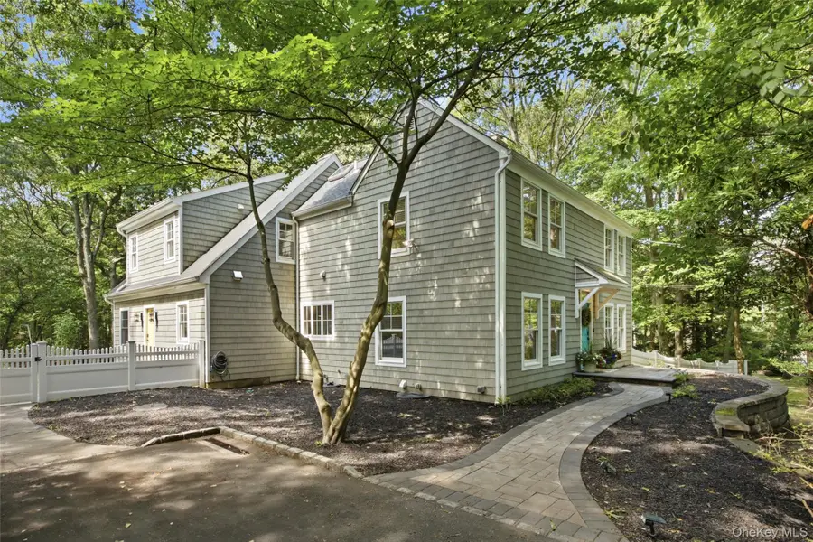18 W Meadow Road, Setauket, NY 11733 - #2
