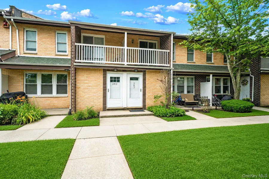 282 Artist Lake Drive, Middle Island, NY 11953 - #2