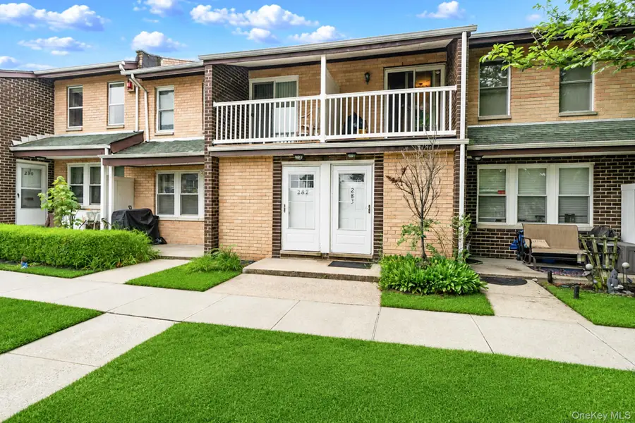 282 Artist Lake Drive, Middle Island, NY 11953 - #3