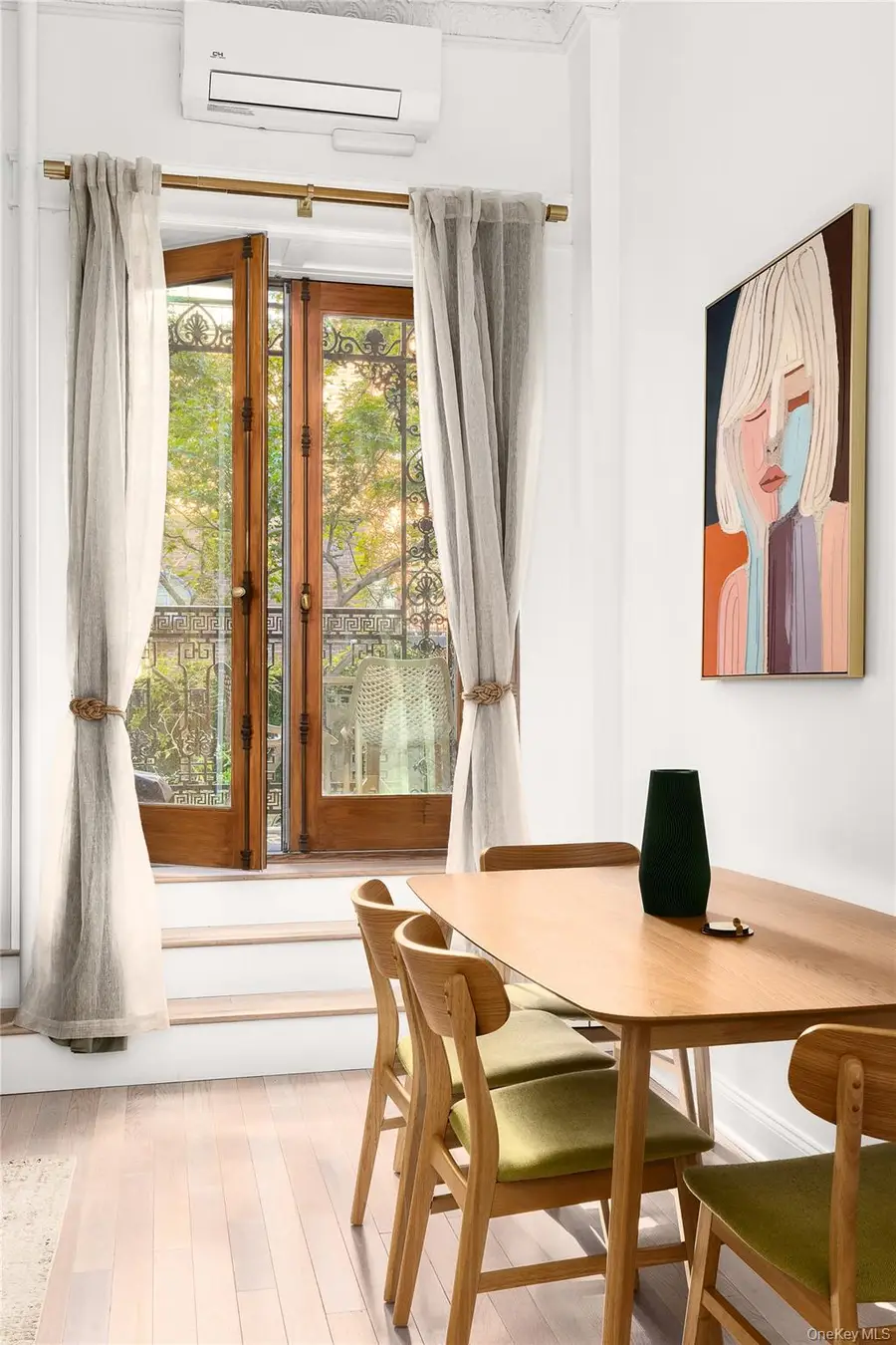 133 W 75th Street #PARLOUR, Manhattan, NY 10023 - #2
