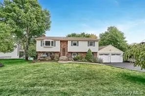 153 Barnes Road, Washingtonville, NY 10992