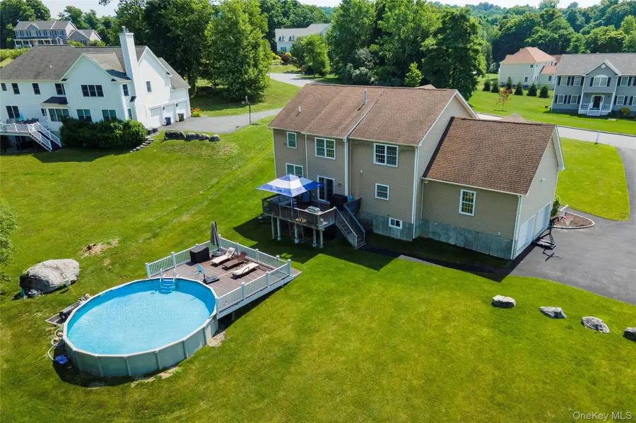 16 Noble Court, Mahopac, NY 10541 - #2