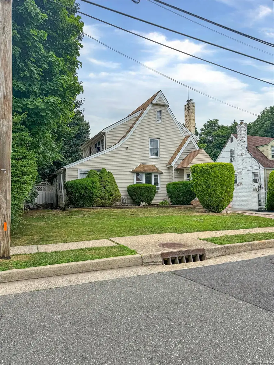 117 Warner Avenue, Hempstead, NY 11550 - #2