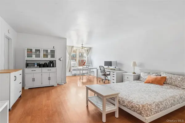 67-25 Clyde Street #6P, Forest Hills, NY 11375