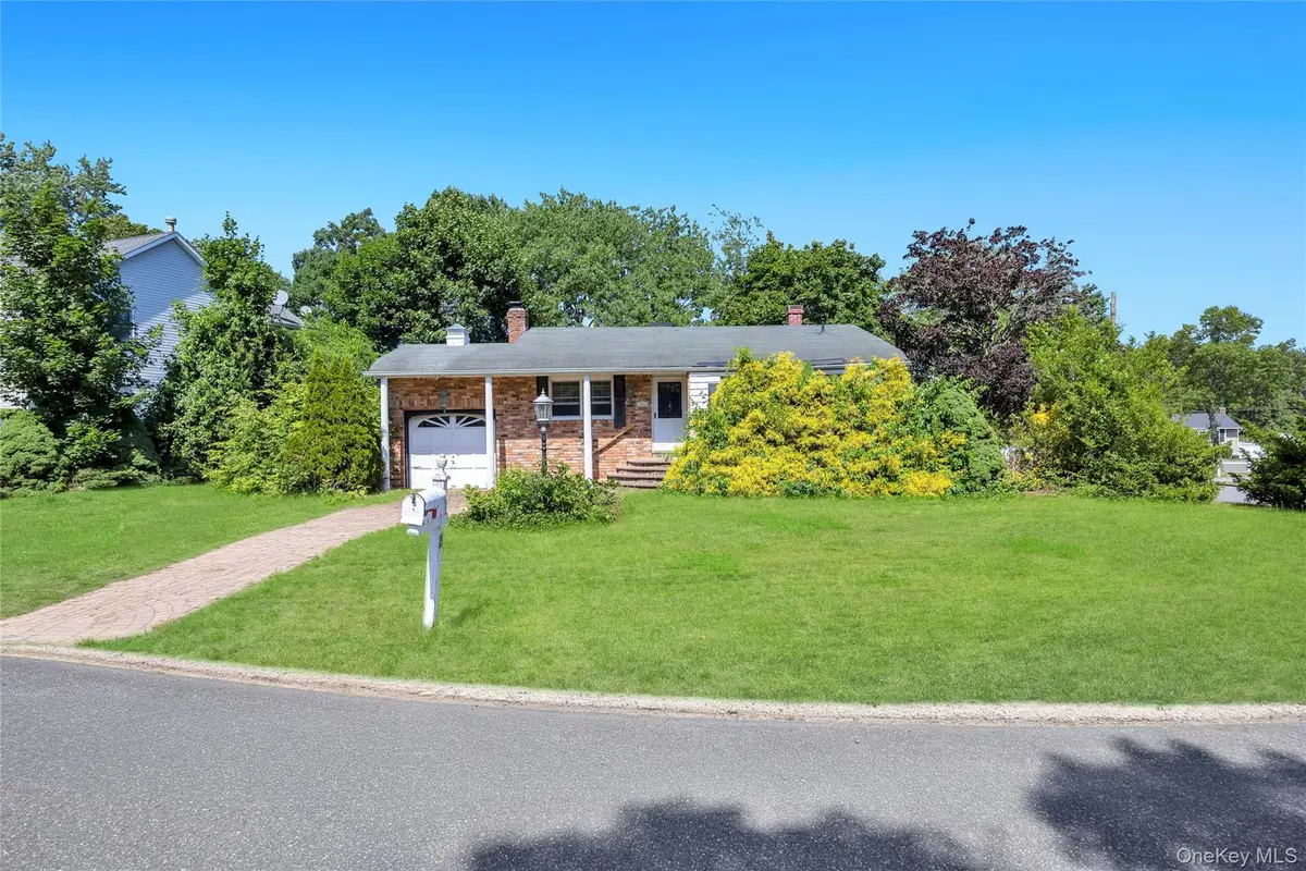 3 Victor Avenue, Selden, NY 11784 - #1