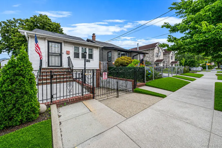 712 Edison Avenue, Bronx, NY 10465 - #2