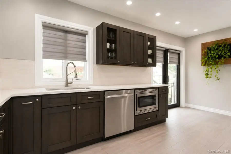 8015 Little Neck Parkway, Glen Oaks, NY 11004 - #2
