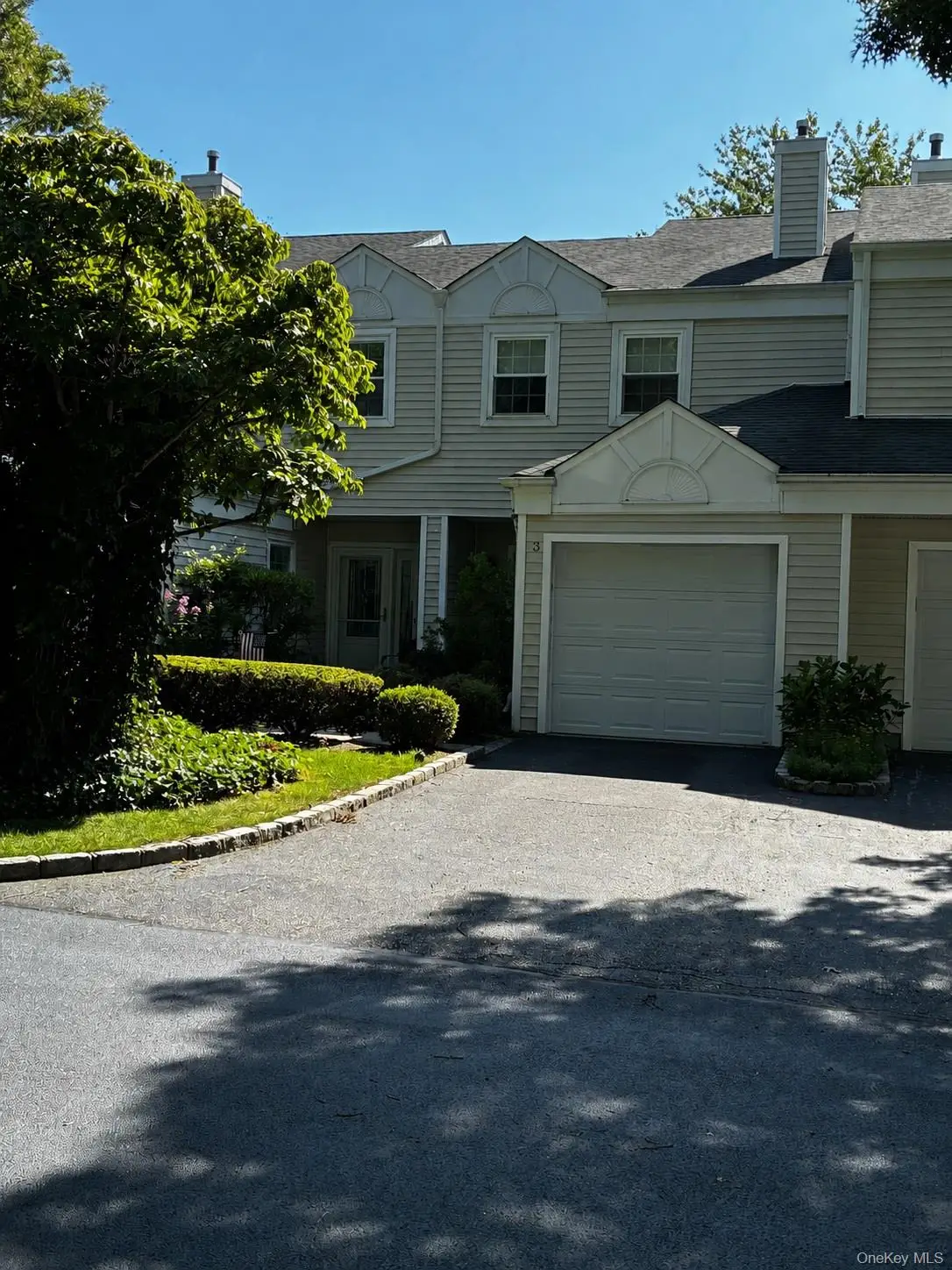 3 Pidgeon Court, Manorville, NY 11949 - #1