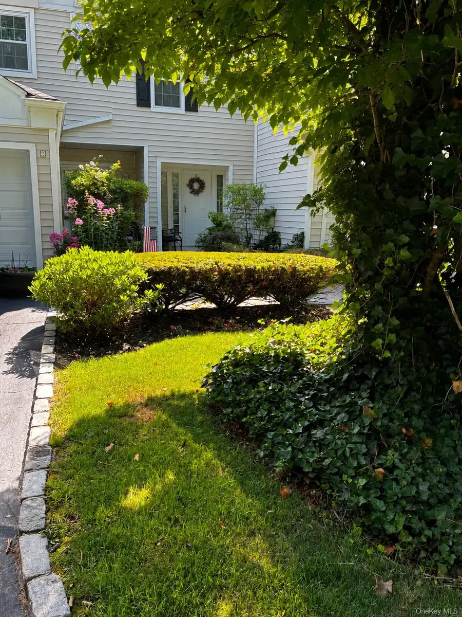 3 Pidgeon Court, Manorville, NY 11949 - #2