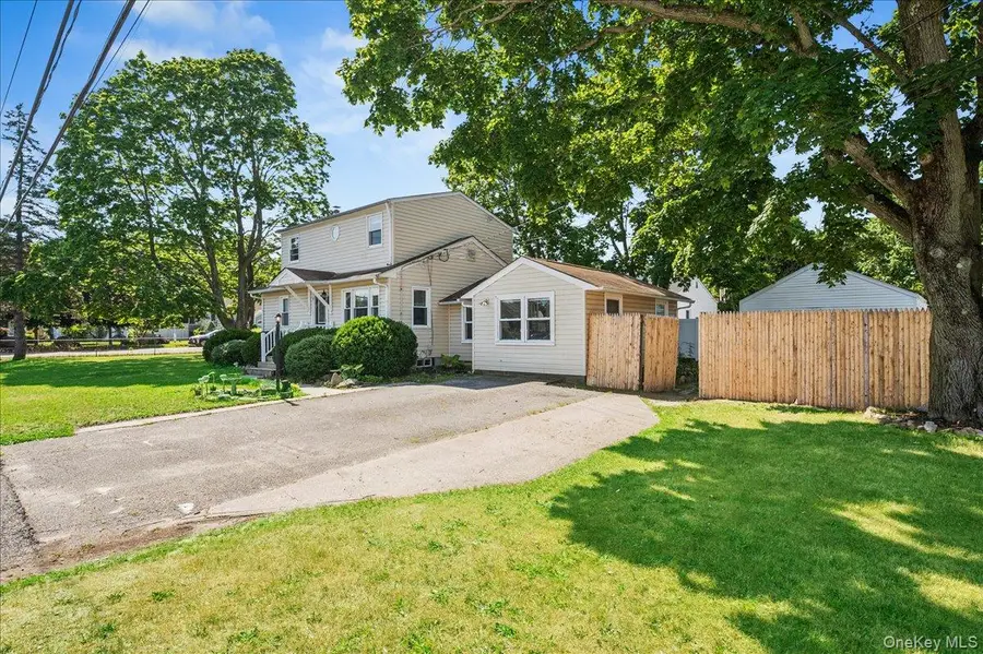 148 Saxton Street, Patchogue, NY 11772 - #3