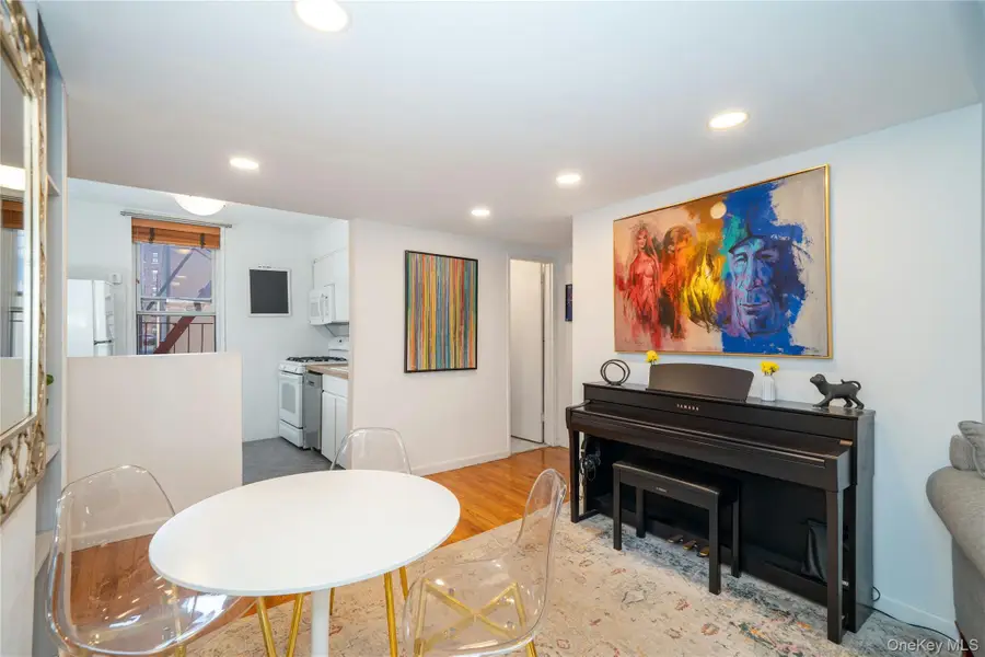 3185 Crescent Street #215, Astoria, NY 11106 - #2