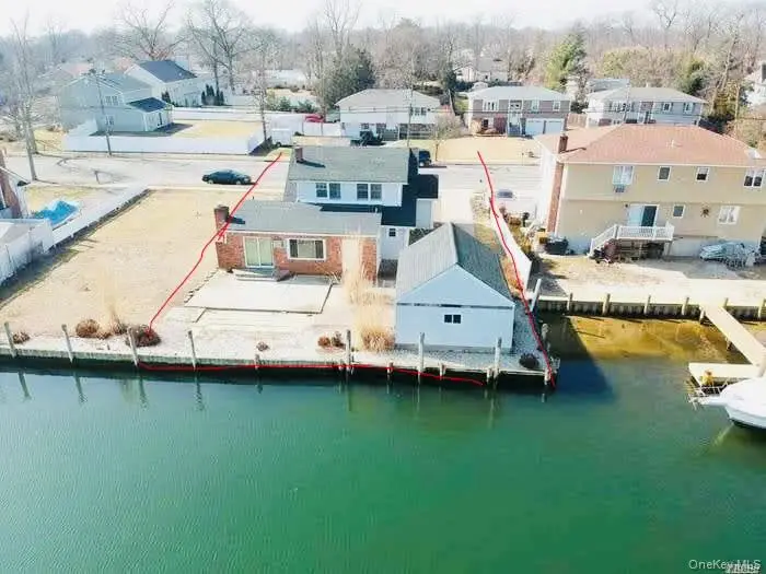370 Clocks Boulevard, Massapequa, NY 11758 - #3