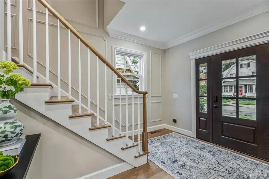 10 Hazel Place, Floral Park, NY 11001 - #3