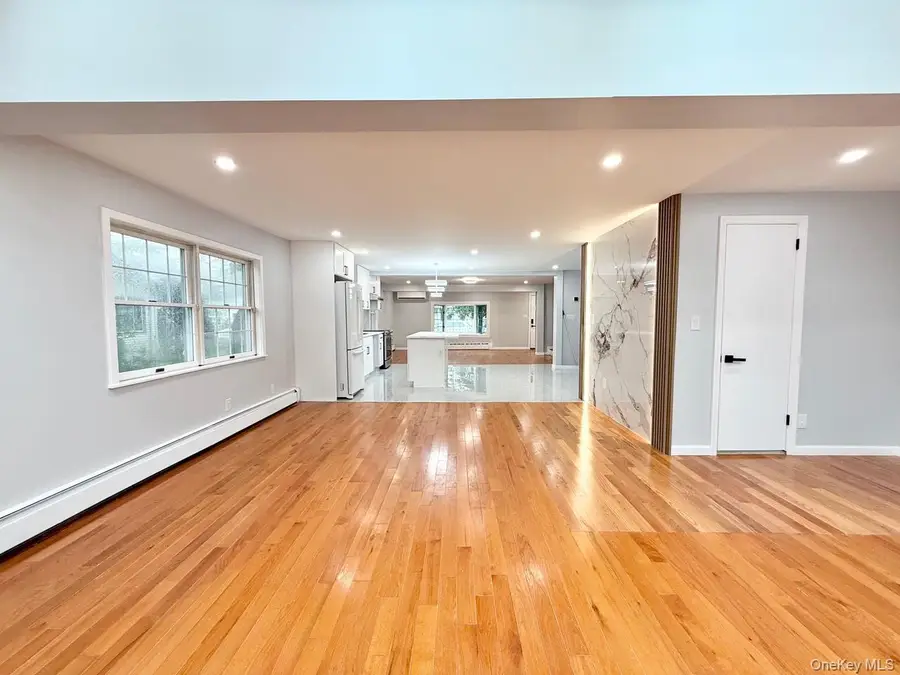 20 Baylis Place, Syosset, NY 11791 - #2