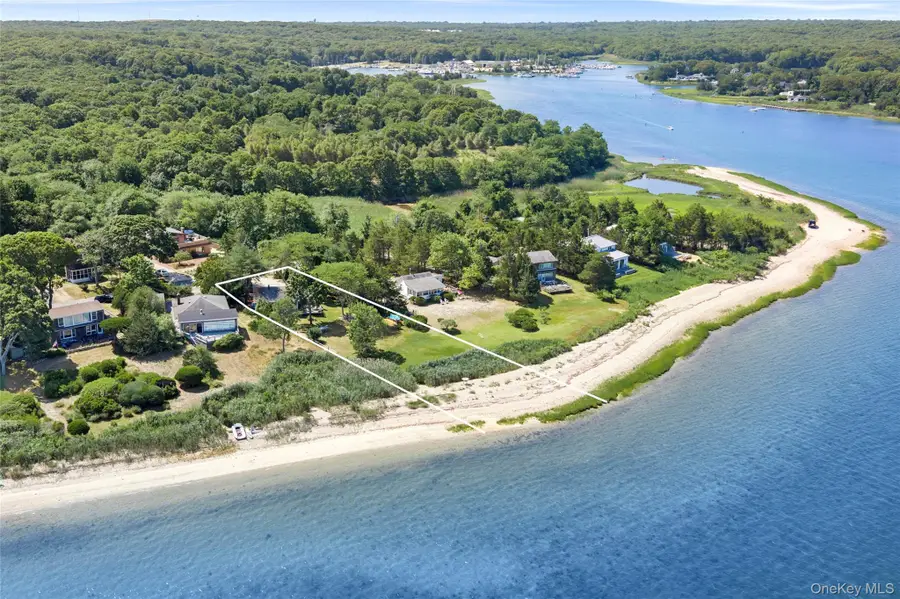 21 Breeze Hill Road, East Hampton, NY 11937 - #2
