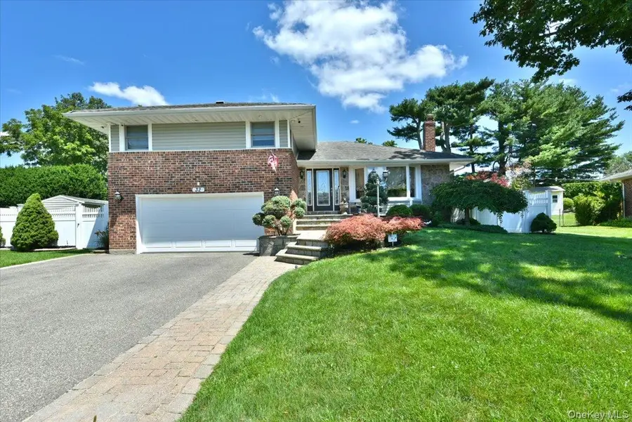 32 Lark Drive, Woodbury, NY 11797 - #2