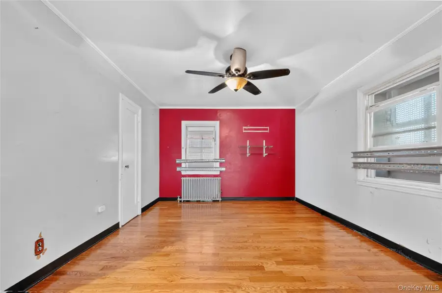 740 Barry Place, Uniondale, NY 11553 - #2