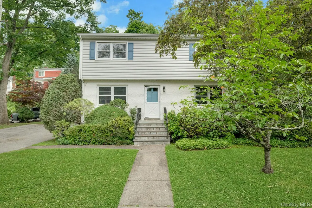 34 Dogwood Drive, Scarsdale, NY 10583 - #1