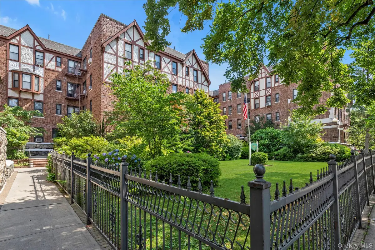 160-15 Powells Cove Boulevard #A1, Whitestone, NY 11357 - #1