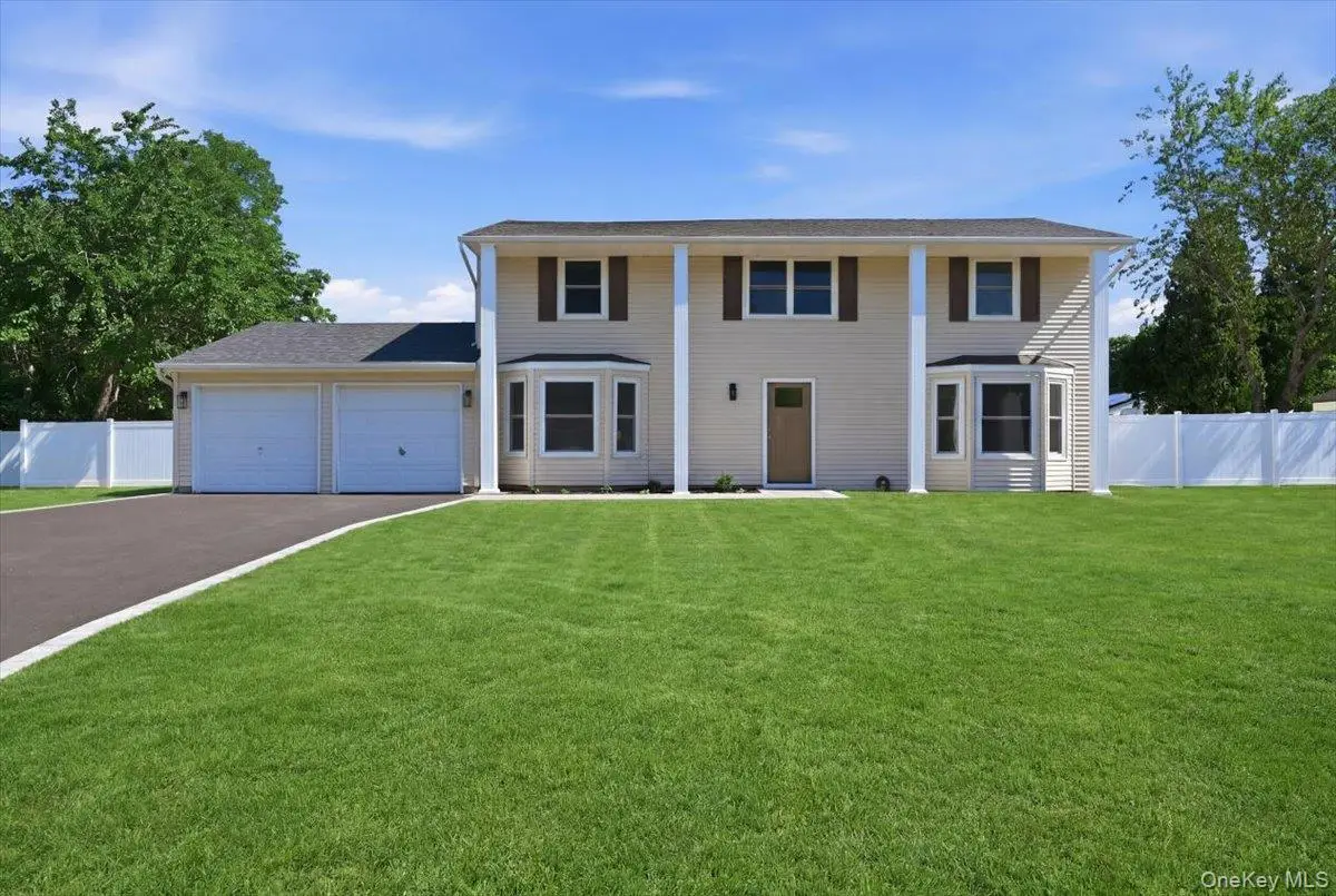 5 Bernice Court, Coram, NY 11727 - #1