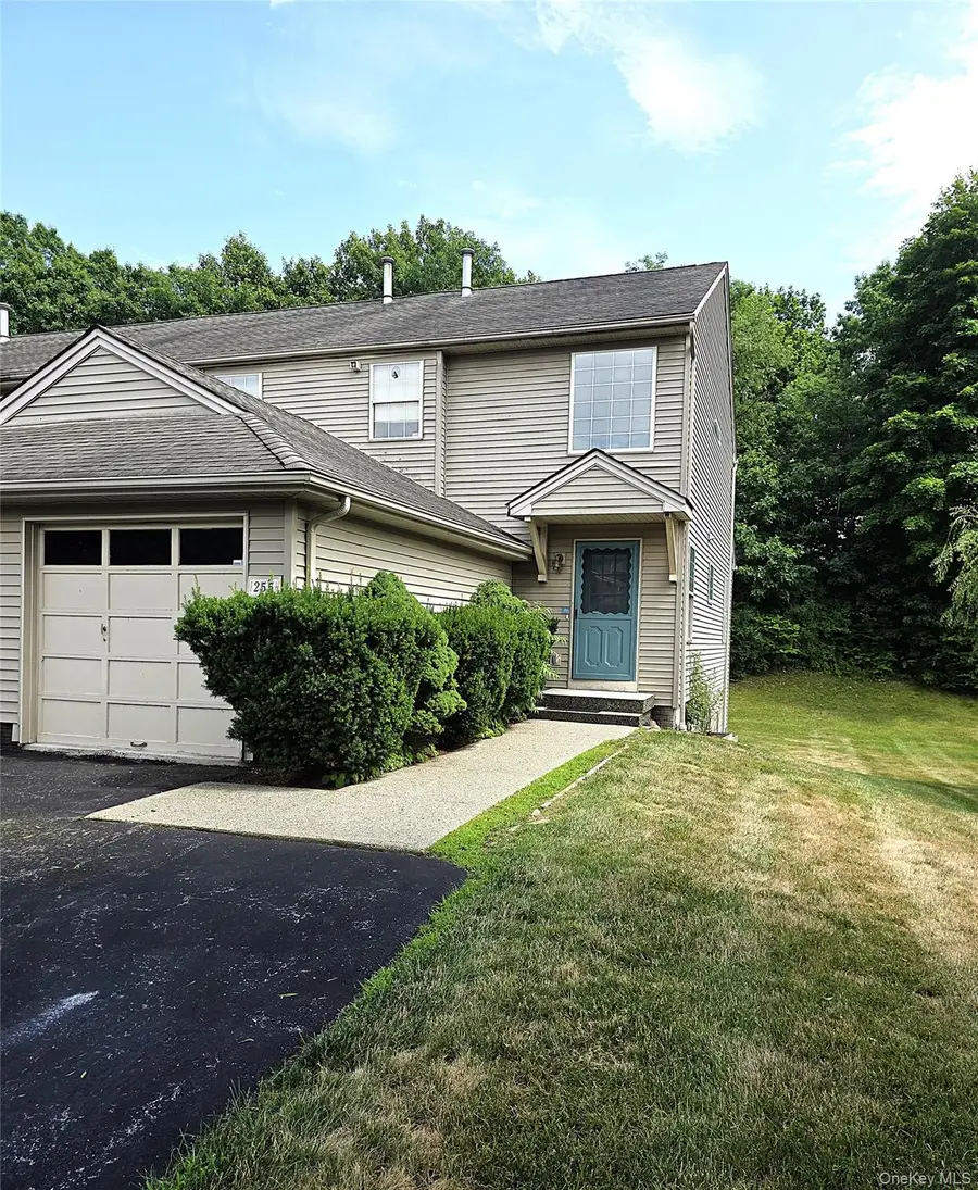255 Crestwood Court, Fishkill, NY 12524 - #2